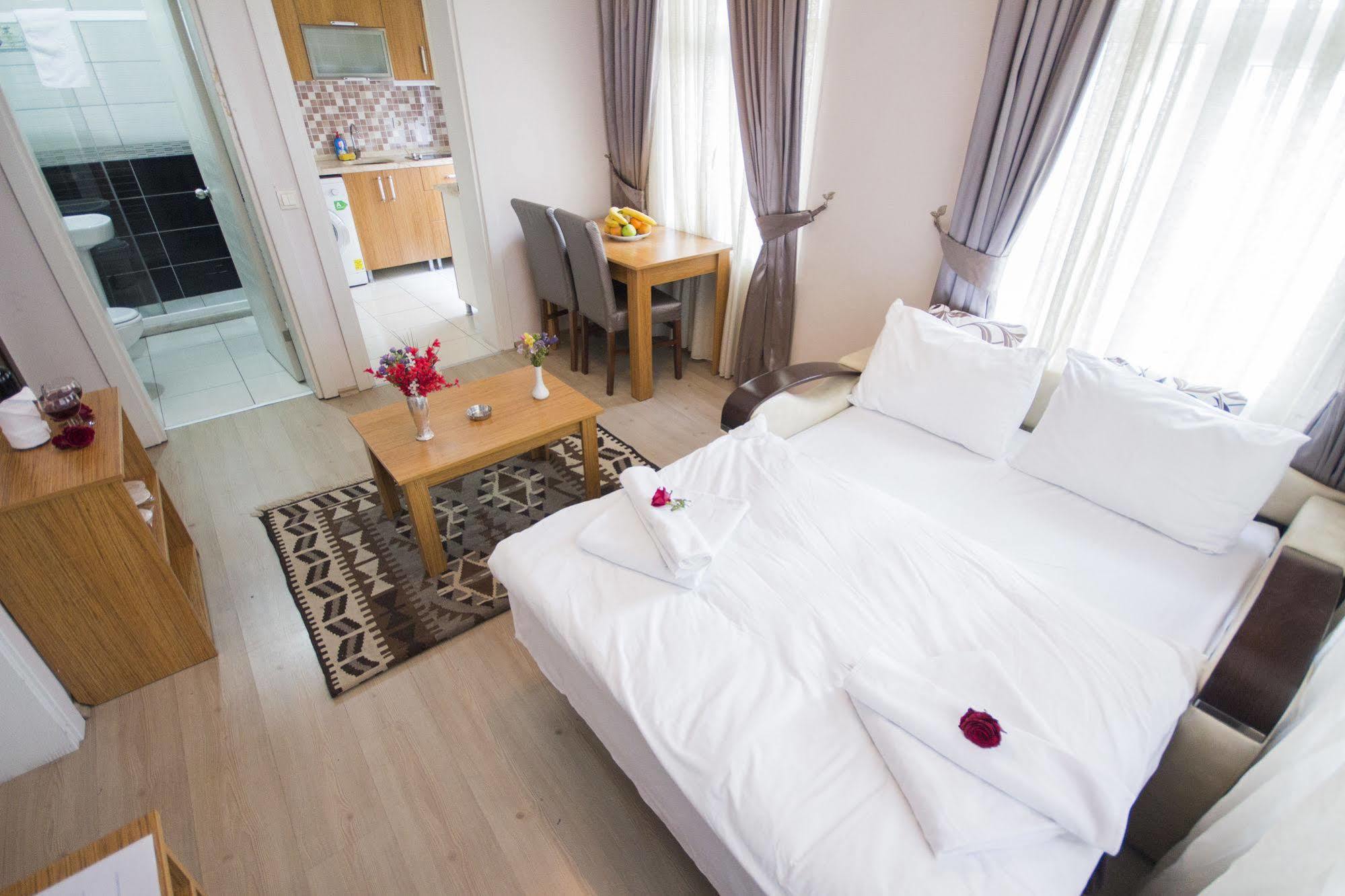Feyza Apart Istanbul Bagian luar foto